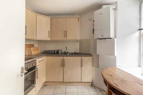 1 bedroom flat to rent - 1028L – St. Patrick Square, Edinburgh, EH8 9EU