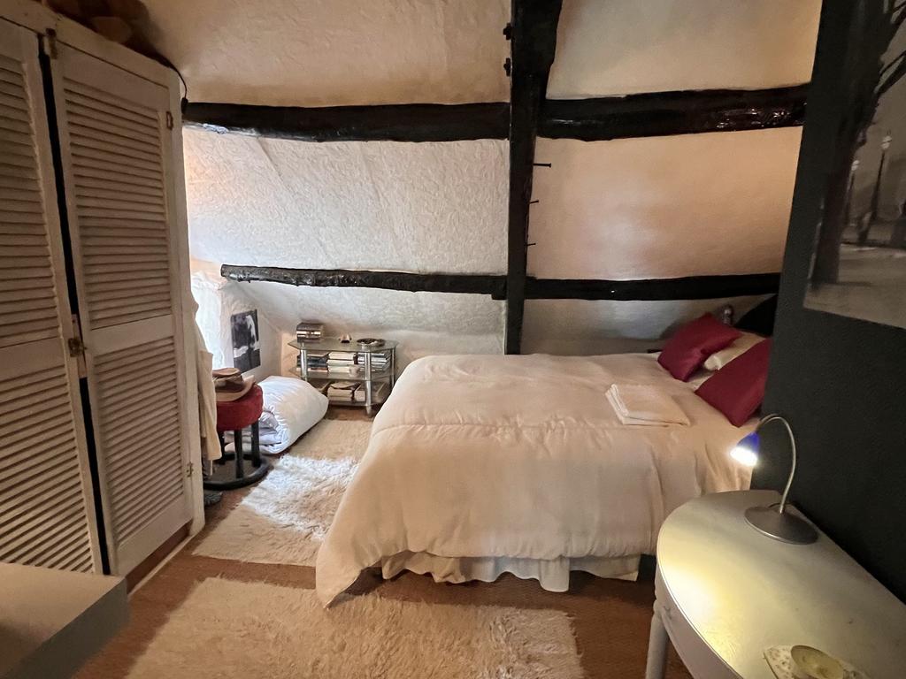 Attic Room 2