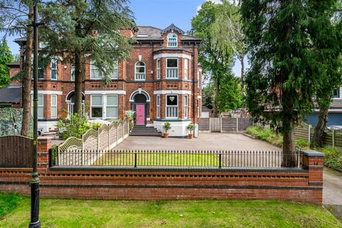 5 bedroom semi-detached house for sale, Rutland Road, Ellesmere Park, Monton, M30 9FA