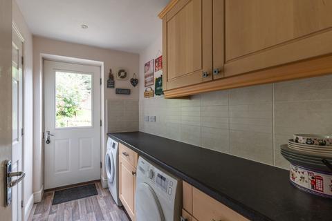 18 Mill Avenue, Copplestone, Crediton, EX17 5HS