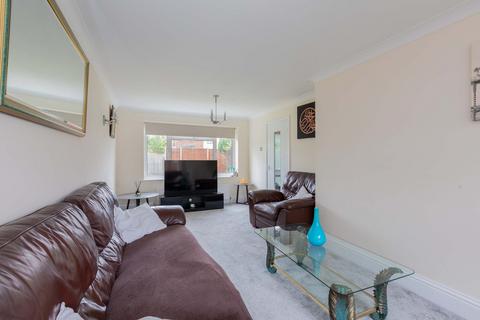 17 Aldebury Road, Maidenhead, SL6 7EY