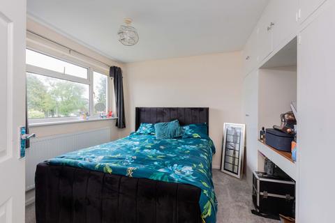17 Aldebury Road, Maidenhead, SL6 7EY