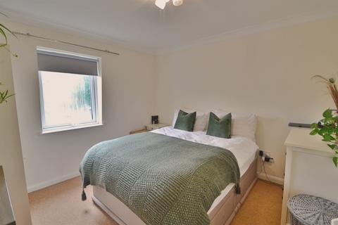 1 bedroom flat to rent, St Cross