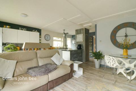 2 bedroom detached bungalow for sale - Lancaster Close, Winsford