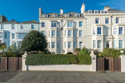 3 bedroom apartment for sale, The Beach, Walmer, Deal, Kent, CT14