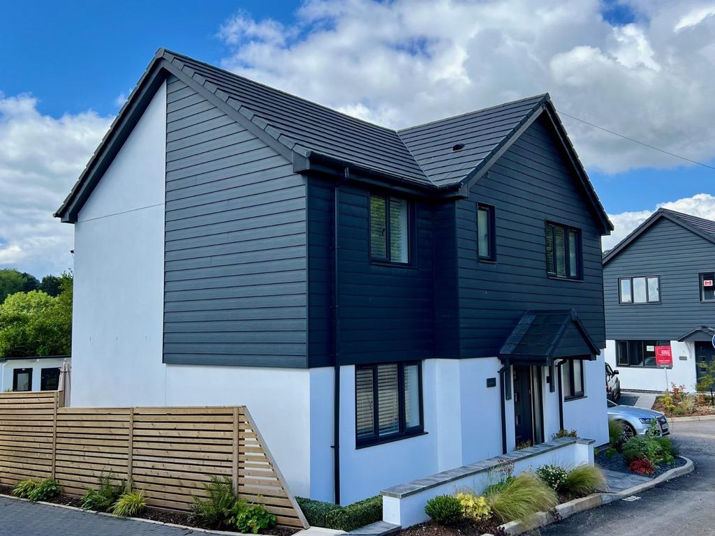 Dawlish, Devon 4 bed detached house for sale £485,000