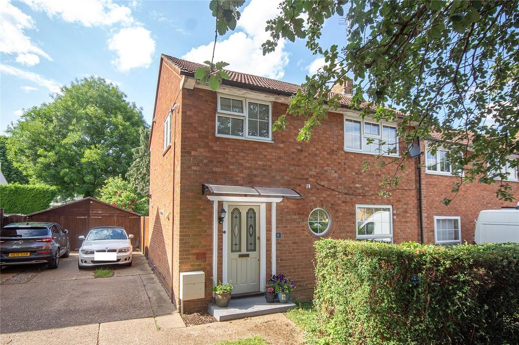 Little Lake, Welwyn Garden City, Hertfordshire 3 bed end of terrace house for sale £485,000