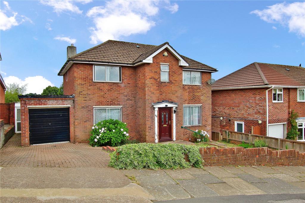 Lakeside Drive, Lakeside, Cardiff, CF23 4 bed detached house for sale