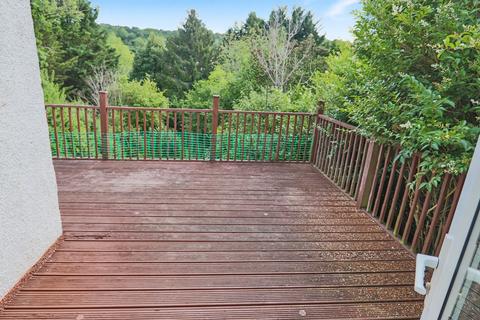 72 Valley Road, Kenley, CR8 5BU