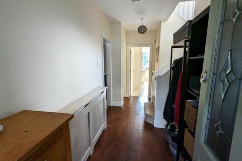 46 Lode Lane, Solihull, B91 2AE