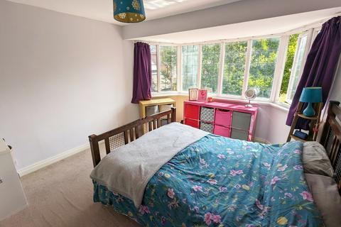 46 Lode Lane, Solihull, B91 2AE