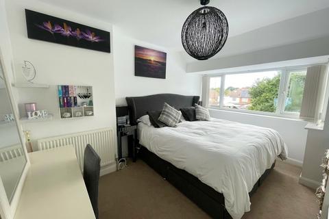 134 Stroud Road, Shirley, Solihull, B90 2JX