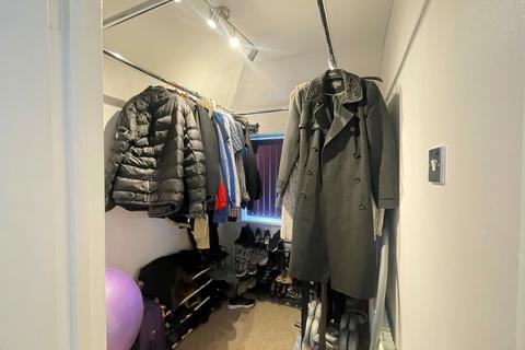 134 Stroud Road, Shirley, Solihull, B90 2JX
