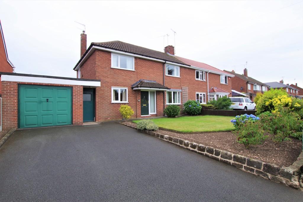 Byrds Lane, Uttoxeter 3 bed semidetached house for sale £230,000
