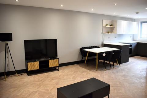 3 bedroom end of terrace house to rent, Lordsmead Street, Hulme, Manchester