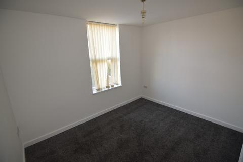 2 bedroom ground floor maisonette to rent, Warbreck Drive, Blackpool