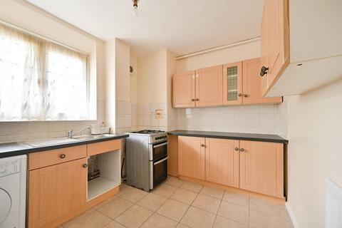 2 bedroom flat for sale, Pearce House, Clapham Park, London, SW2