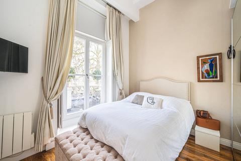 Flat 5, 5 Talbot Square, London, W2 1TR
