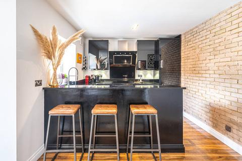 Flat 5, 5 Talbot Square, London, W2 1TR