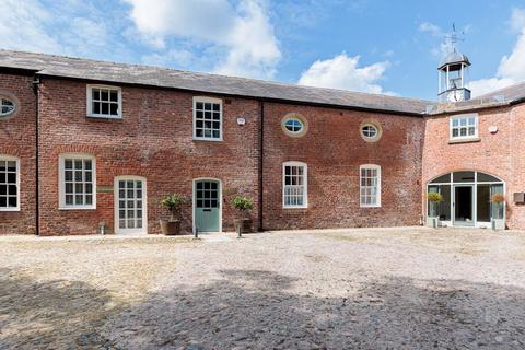 4 bedroom barn conversion for sale - The Stable Yard, Toft Estate, Knutsford