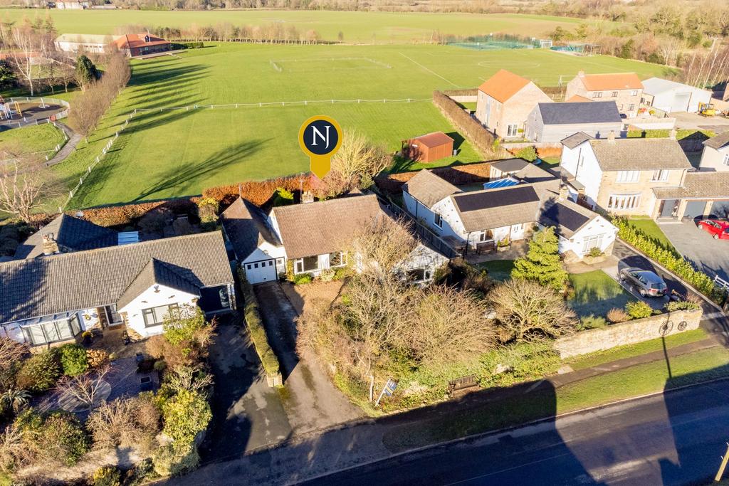 Auburn, Hungate, Monkton... 4 bed detached house for sale £450,000