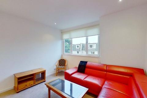 Richmond Terrace, Rosemount, Aberdeen, AB25