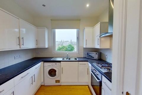 2 bedroom flat to rent, Richmond Terrace, Rosemount, Aberdeen, AB25