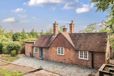 4 bedroom detached house for sale, Tidebrook Road, Wadhurst