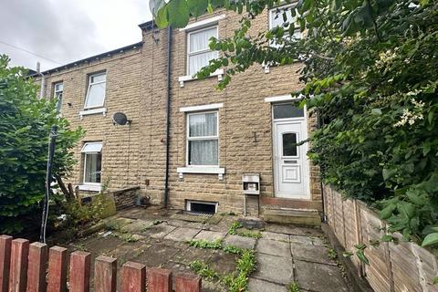 3 bedroom terraced house to rent, Clough Road, Huddersfield