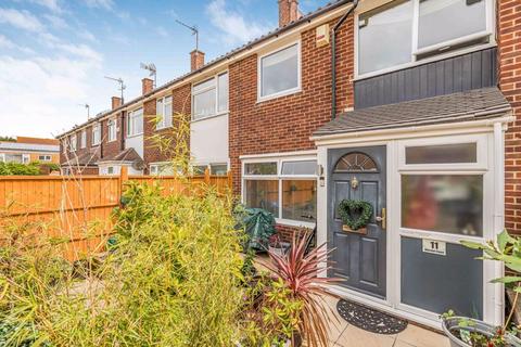 3 bedroom terraced house for sale, A'becket Court, Old Portsmouth