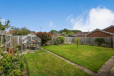 2 bedroom detached bungalow for sale - Woodlands, Long Sutton, Lincs, PE12 9LY