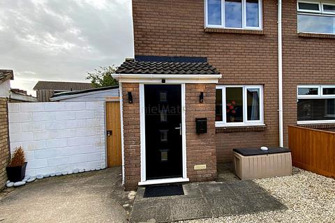 2 bedroom semi-detached house to rent, Hunters Ridge, Brackla, Bridgend County. CF31 2LH