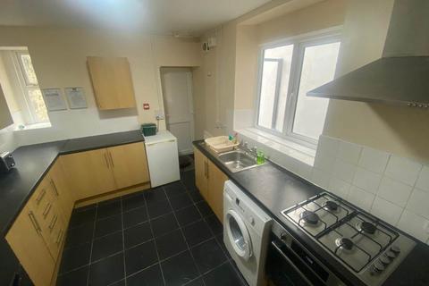 4 bedroom house to rent - King Edwards Road, Brynmill, , Swansea