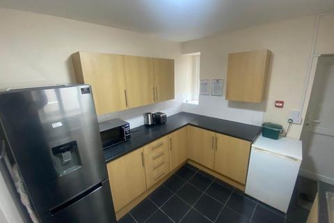 4 bedroom house to rent - King Edwards Road, Brynmill, , Swansea