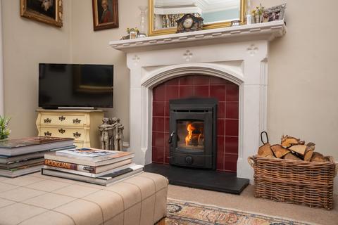 Glengarth Ferntower Place, Crieff, PH7 3DD