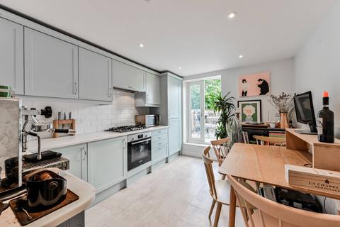 59b Rectory Road, London, N16 7PP