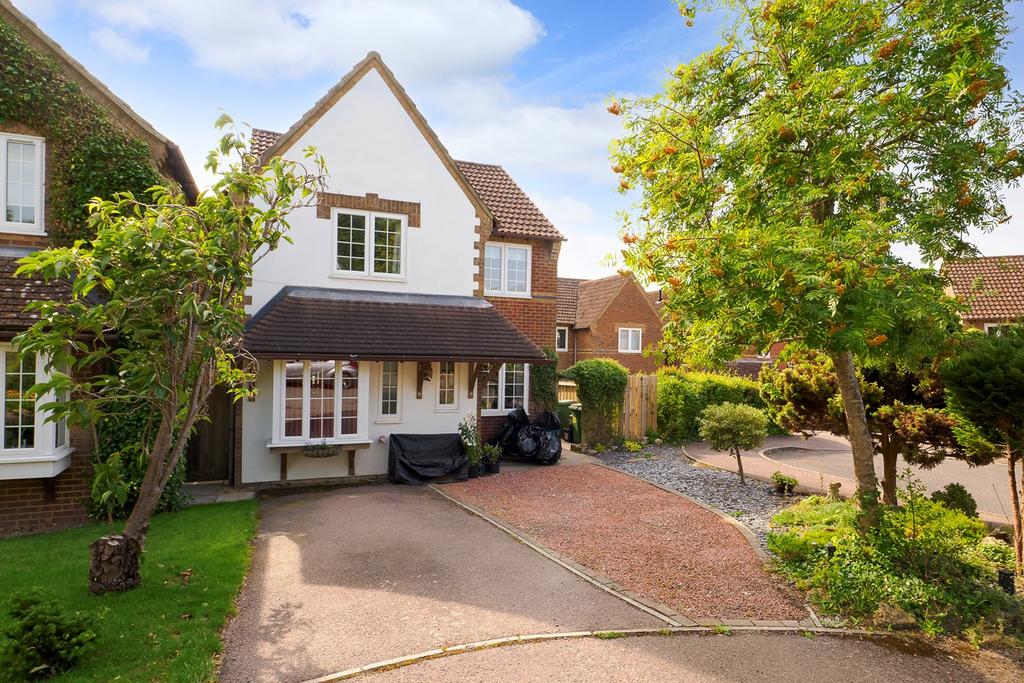 Mount Pleasant Close, Lyminge, Folkestone, CT18 3 bed detached house