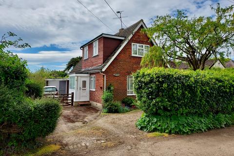 3 bedroom detached house for sale, Plumptre Lane, Chelmsford CM3