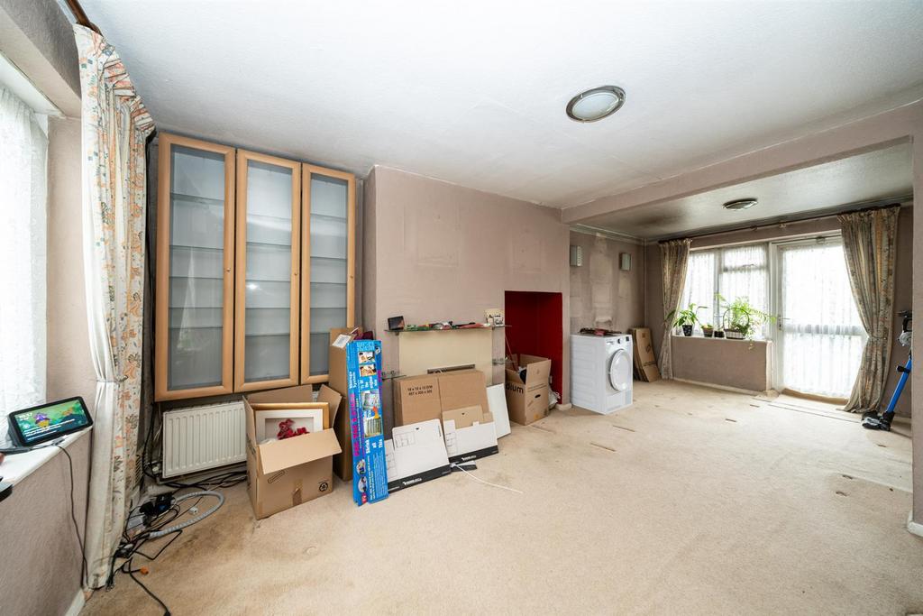Pulleys Close, Hemel Hempstead 3 bed terraced house for sale £335,000