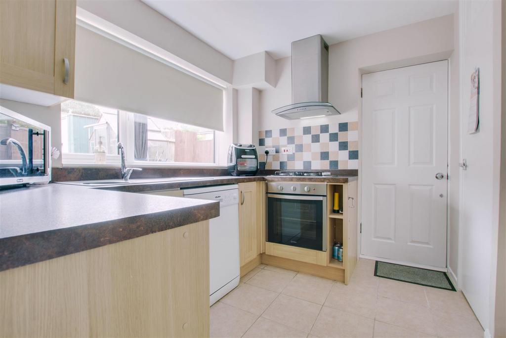 Kingsland, Harlow 3 bed terraced house for sale £360,000