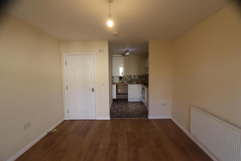 Open plan Lounge.JPG