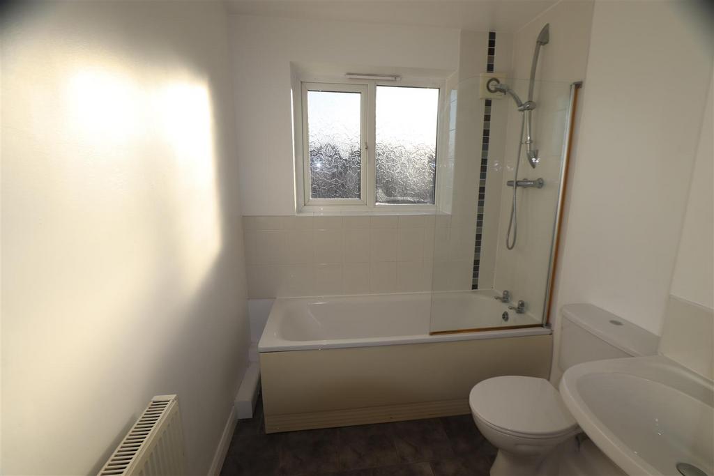 Bathroom.JPG