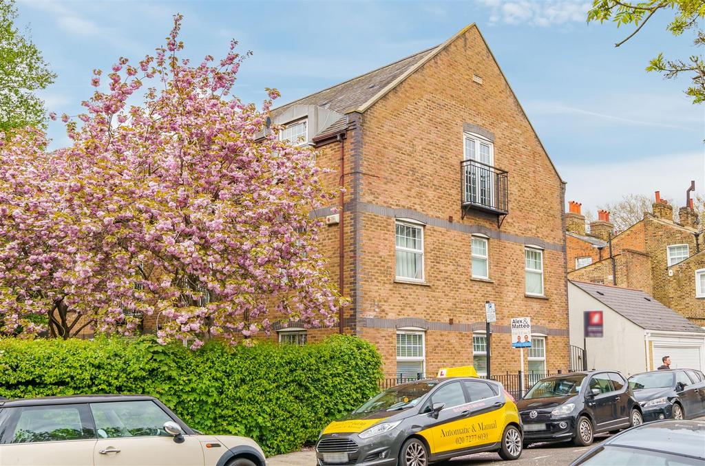 16oldcanalmews.jpg
