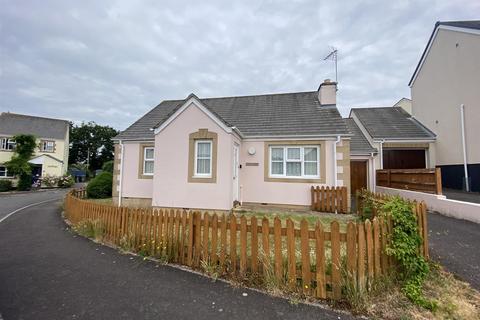 13 Royal Charter Park, Chulmleigh, EX18 7DH