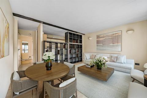 2 bedroom flat for sale, Burrells Wharf Square, Canary Wharf, E14