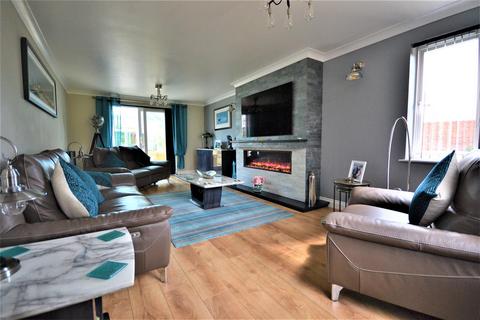 4 Roman Way, Burnham-on-crouch, CM0 8UE