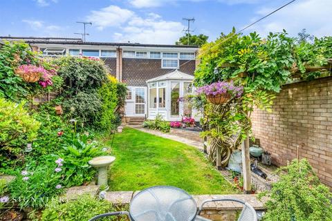 10 Nye Way, Bovingdon, Hemel Hempstead, HP3 0HX