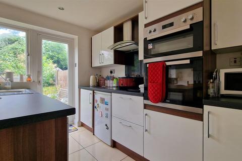 4 Fishers Close, Puckeridge, Ware, SG11 1TD