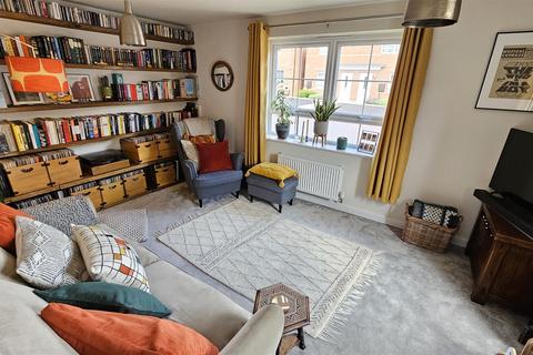 3 bedroom semi-detached house for sale - Squires Grove, Bingham