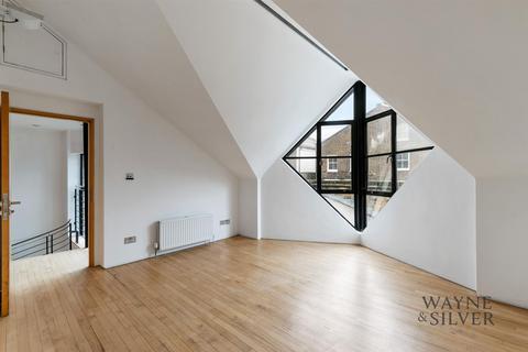 5 bedroom mews for sale, Murray Mews, Camden, London